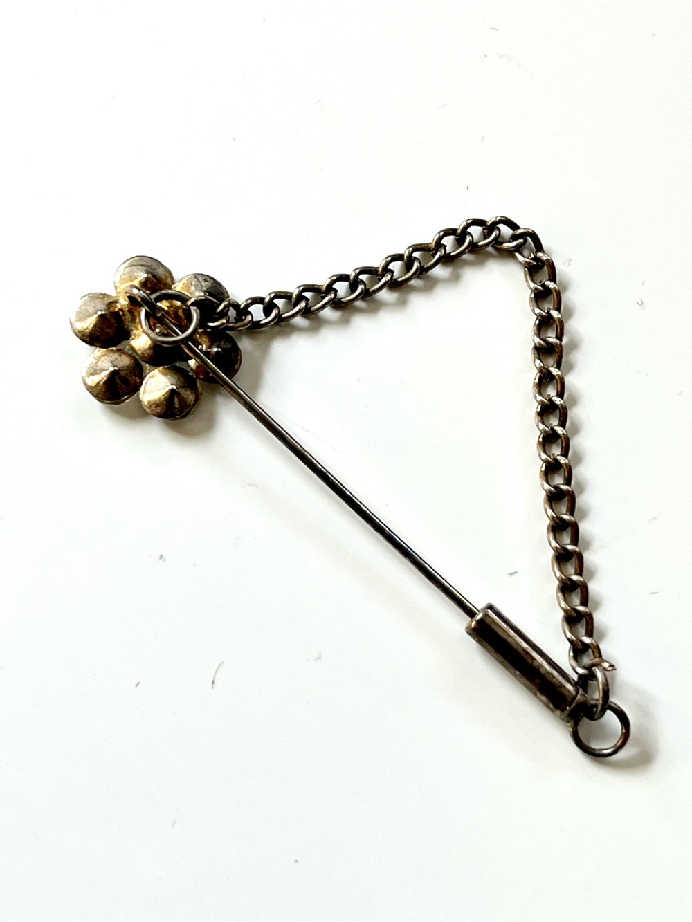 Vintage Rhinestone Modesty Pin - Picture 5 of 9